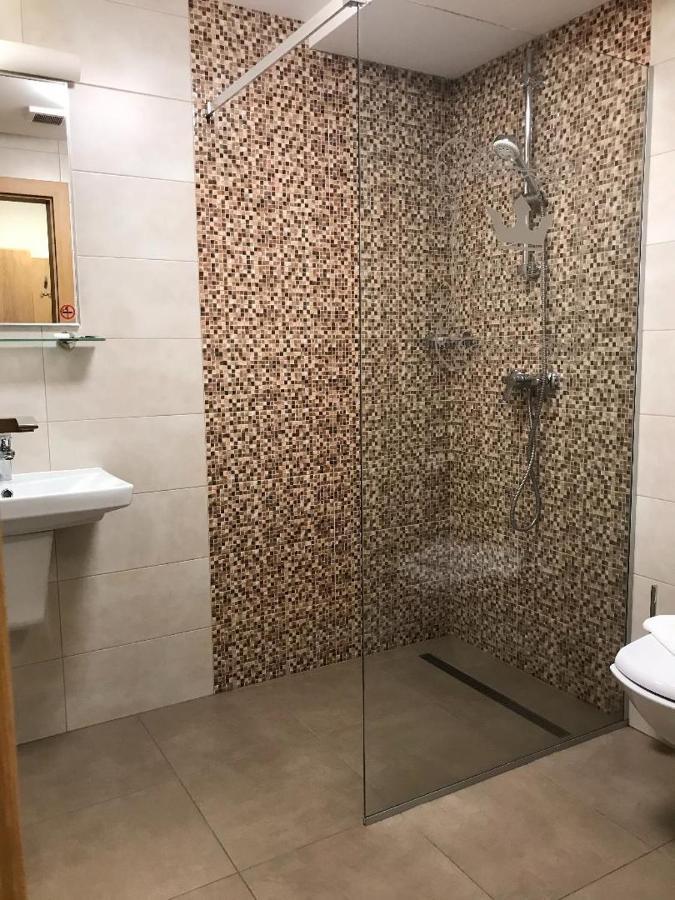 Vila Turistica Principesa Margareta Beius Exteriör bild